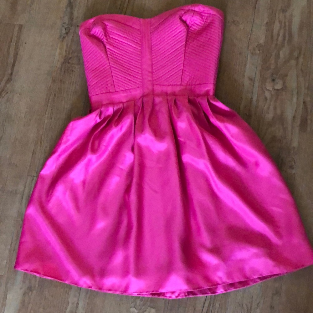 Perfect little pink strapless dress